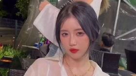 乌兰爆料视频大全最新版,揭秘娱乐圈不为人知的秘密 第3张 乌兰爆料视频大全最新版,揭秘娱乐圈不为人知的秘密 第3张