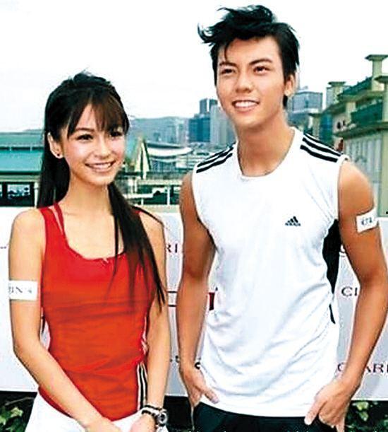 圈内爆料娜扎陈伟霆,甜蜜互动引粉丝热议  第3张